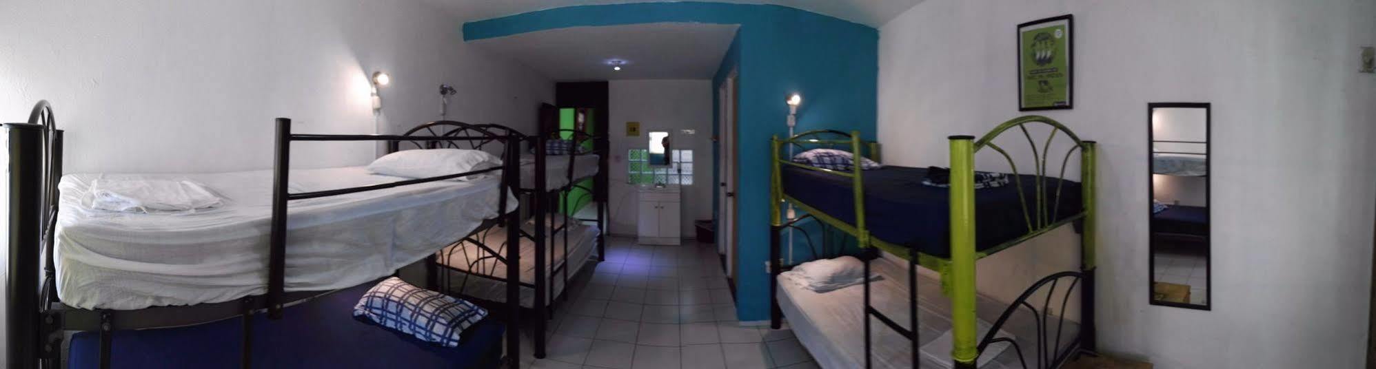 Oyster Hostel Веракрус Экстерьер фото